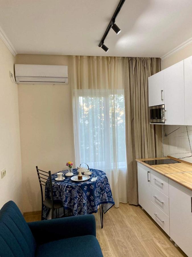Room 27 In Koetaisi Buitenkant foto